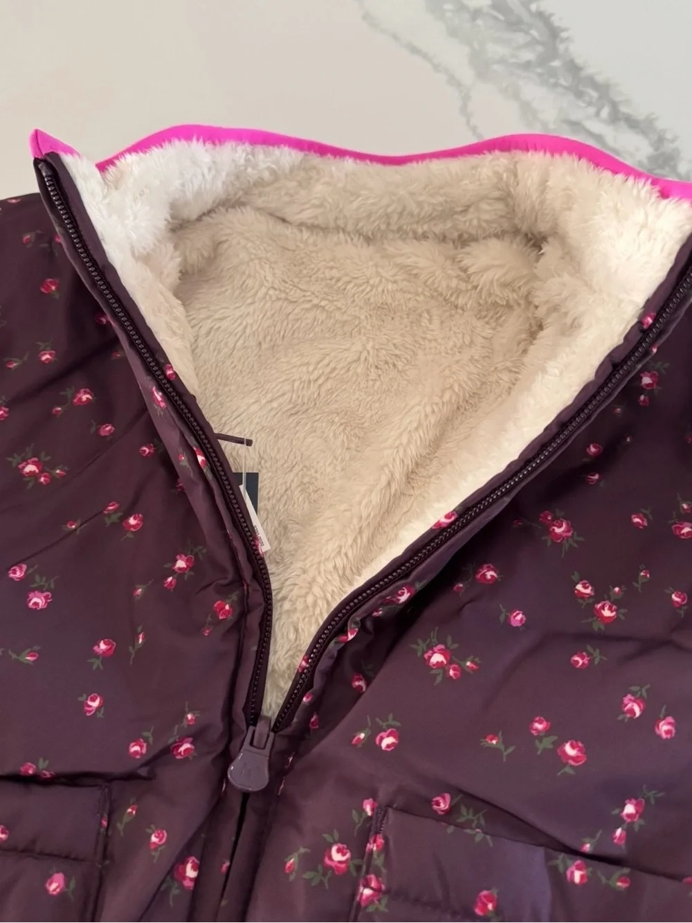 GAP Girls Reversible Cozy Jacket in Burgundy Plum Size 5